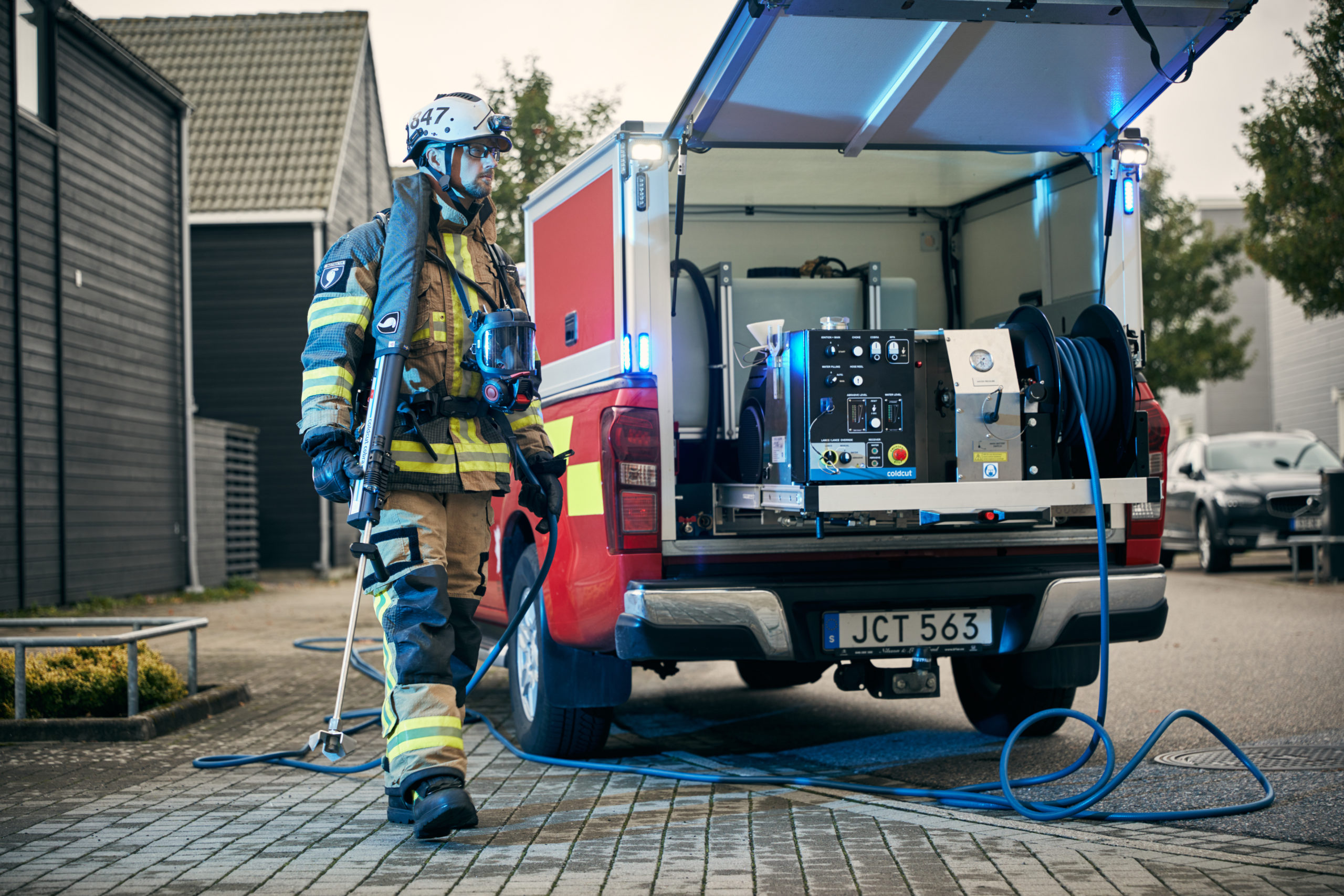 System gaśniczo-tnący COLD CUT COBRA SKID UNIT