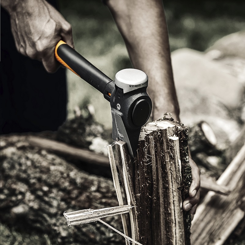 Siekieromłotek IsoCore 1,1 kg Fiskars - obrazek 4