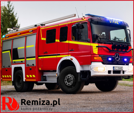 Mercedes Atego 15.280 AF 4 x 4 średni samochód ratowniczo-gaśniczy - obrazek 6