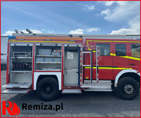 Mercedes Atego 15.280 AF 4 x 4 średni samochód ratowniczo-gaśniczy - obrazek 7