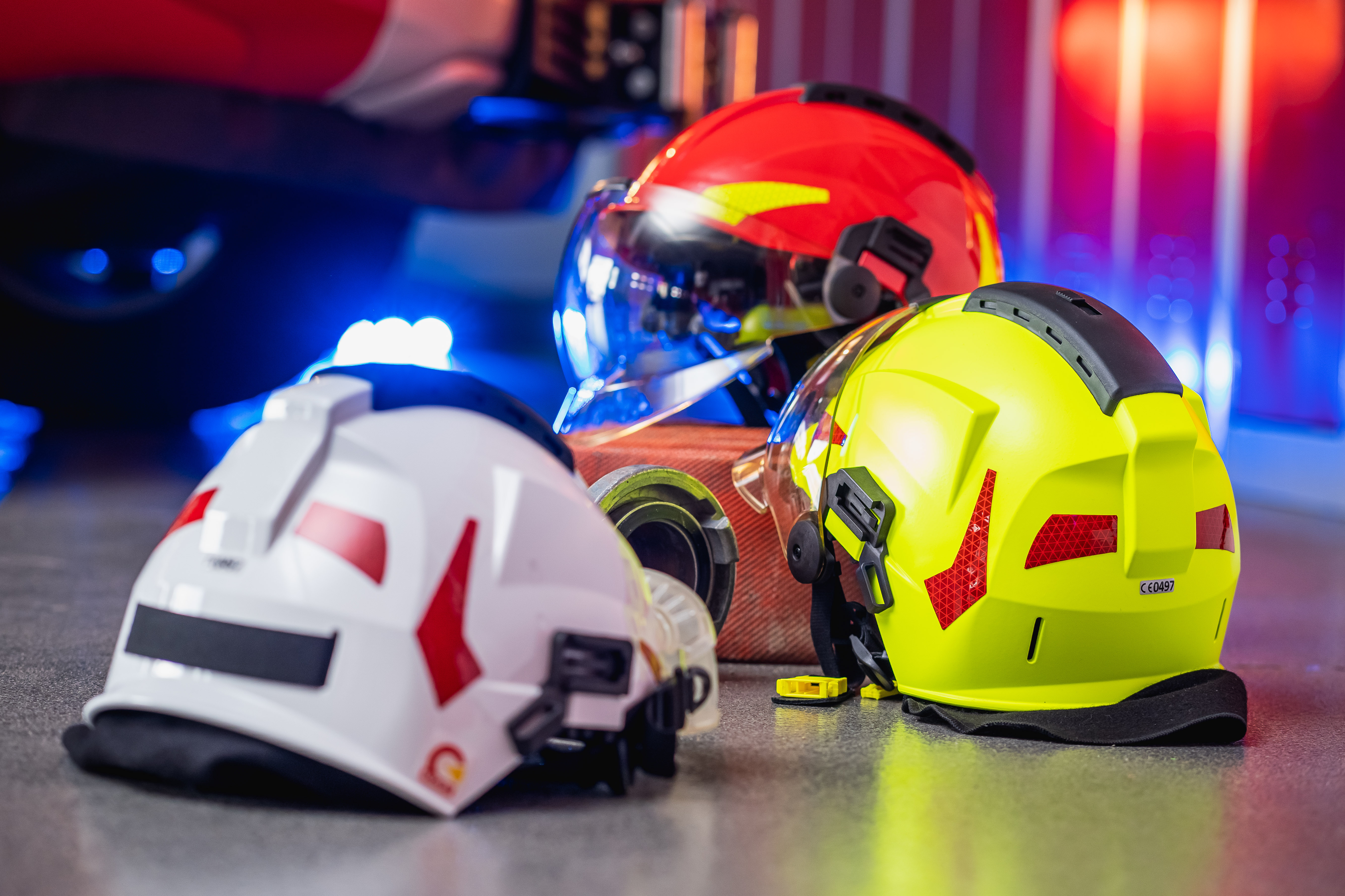 Lekki hełm strażacki TYTAN NEO typ HTM 103 Brandbull - obrazek 4